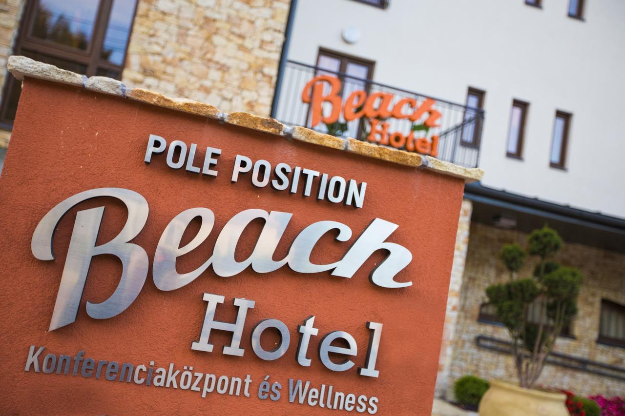 Pole Position Beach Hotel Balatonszarszo Bagian luar foto